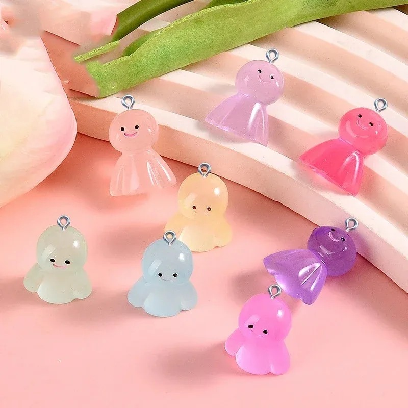 Resin Art And Craft - 10Pcs Glow In Dark Cartoon Doll