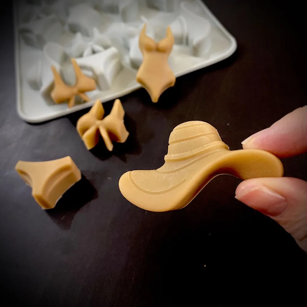 A Summer-Themed Beach Bikini M - Resin Art And Craft 评论和价格