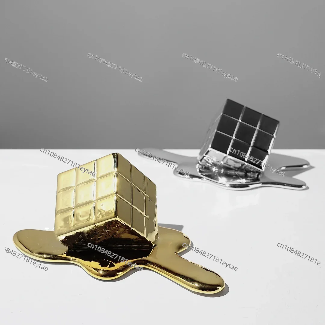 Golden Resin Geometric Cube -  - Resin Art Cube 评论和价格