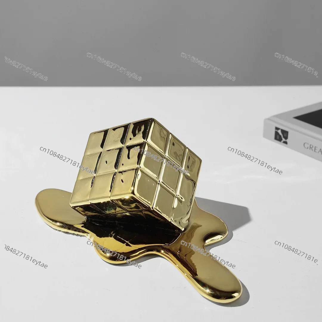 Golden Resin Geometric Cube -  - Resin Art Cube 评论和价格