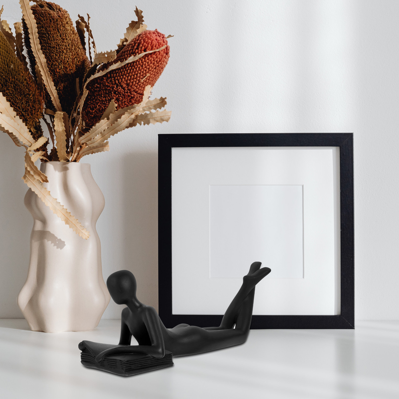 Thinker Resin Statue Abstract  - Resin Art Studio 评论和价格